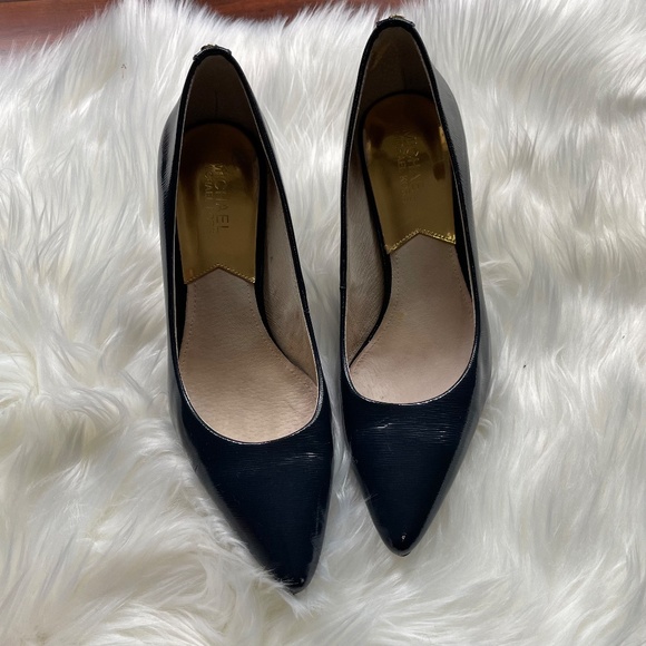 MICHAEL Michael Kors Blue Patent Leather Pumps 8M - Picture 10 of 10
